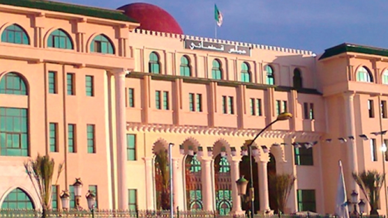 تسيير الملف القضائي بتطبيق المعلوماتية يدخل الخدمة هذا الأسبوع
