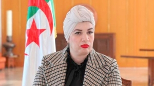 وزيرة الثقافة والفنون صورية مولوجي