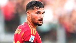 الدولي الجزائري، حسام عوار