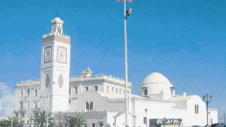 إطلاق أشغال إنجاز 100 مسجد بالعاصمة