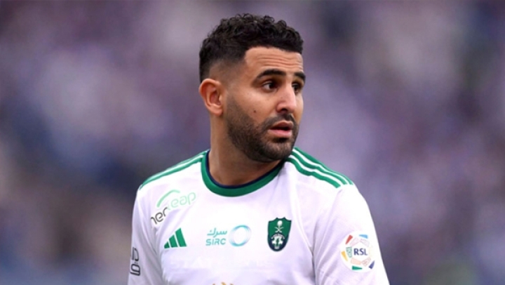 “كومو” الإيطالي ينفي نية التعاقد مع محرز