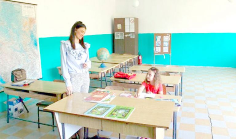 مدرسة تفتح أبوابها من أجل تلميذة واحدة