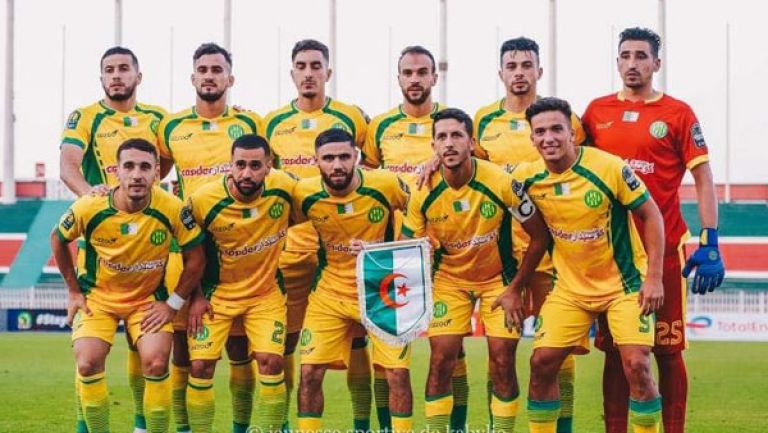 "الكناري" يطير لاختطاف النجمة الثامنة