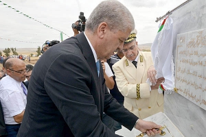 سلال: ”مازلنا واقفين..”