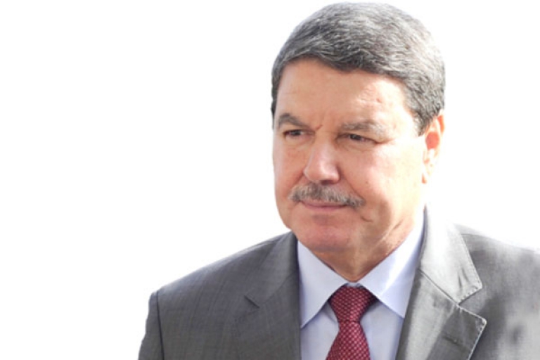 اللواء هامل يستعرض التجربة الجزائرية