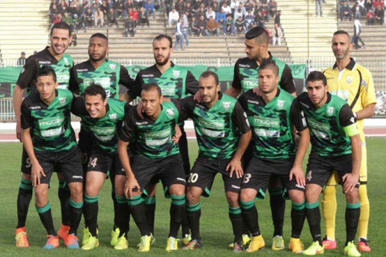 عمراني مستاء من تصرف لاعبين ويهدد بالطرد