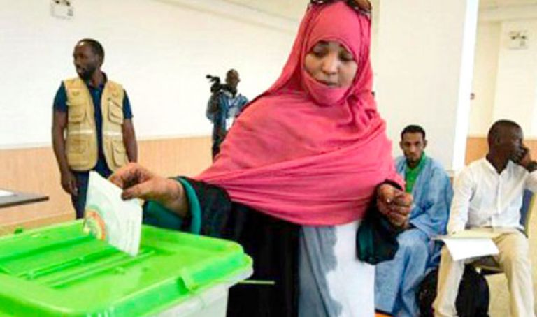 من يقود موريتانيا بعد محمد عبد العزيز؟