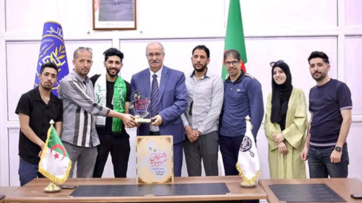الفرقة المسرحية لجامعة "جيلالي اليابس" تفتك جائزتين دوليتين