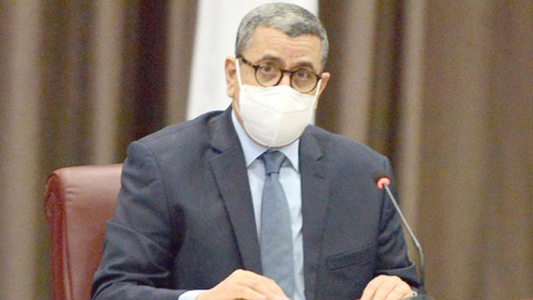 جراد يضبط أنشطة ثمانية قطاعات وزارية