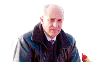 نزار يسوي المستحقات اليوم وروابح يحتفظ بالتعداد