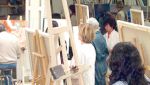 جمعيات تعليم الرسم تستقطب كبيرات السن
