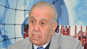 سقوط صفة اللاجئ السياسي عن فرحات مهني يسهل تسليمه