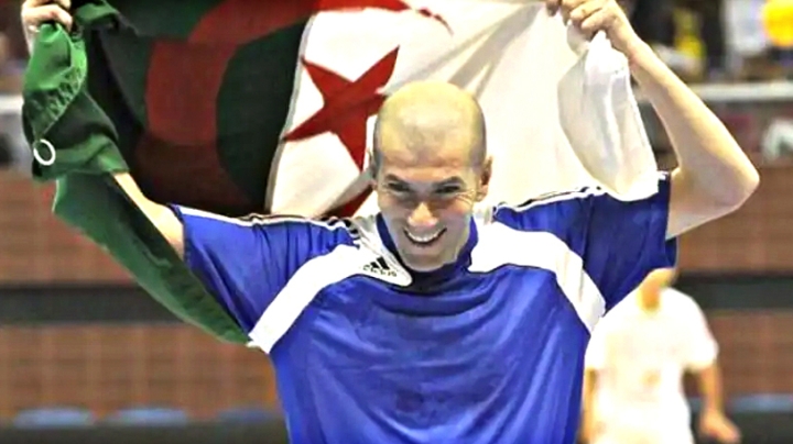 نحو تكريم زيدان في ودية الجزائر والأورغواي بإيطاليا