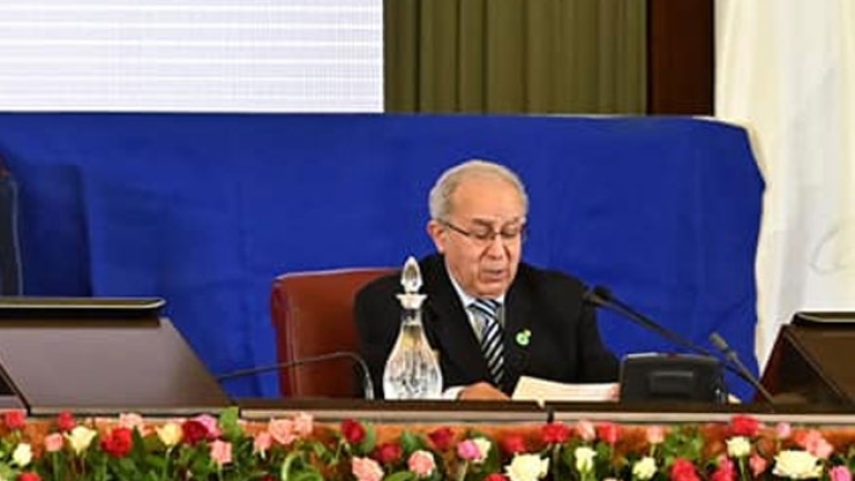 الدبلوماسية الجزائرية مدعوة لمواكبة سياسة التقويم الوطني