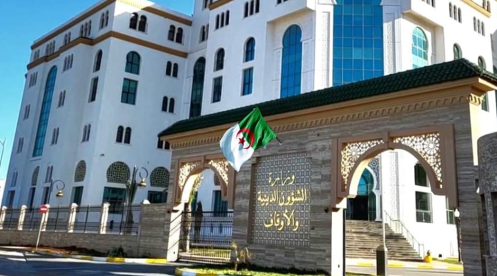 من منابر مساجدنا تتجذّر لحمة وطنّا