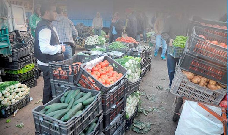 فوضى عارمة في سوق صالح بوالكروة