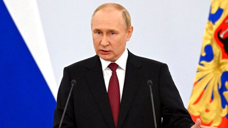 الرئيس الروسي يتهم حلف الناتو بالمشاركة في الحرب