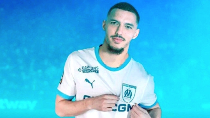 بن ناصر يقترب من العودة إلى "الكالتشيو"