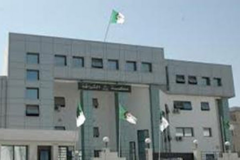 6 فساتين وراء مقتل خياطة بأولاد فايت!