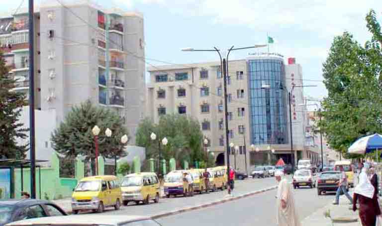 3 ملايير سنتيم لتحسين واجهات مباني البويرة