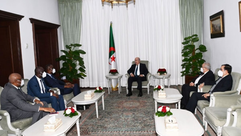 التزام بتنفيذ اتفاق الجزائر حول السلم والمصالحة