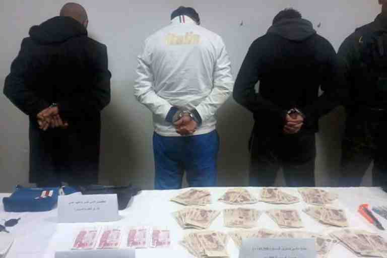 شرطة وهران تفكك شبكة دولية في تزوير «الأورو»