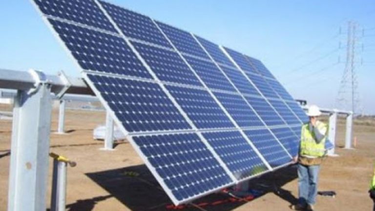 الجزائر مطالبة بإعداد نموذج طاقوي مستدام