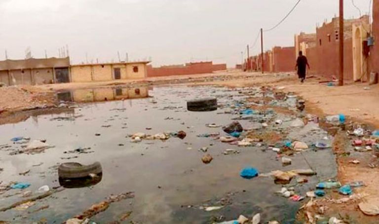 النفايات الصلبة تشوّه محيط أحياء مدينة أدرار