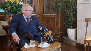 وزير الشؤون الخارجية والجالية الوطنية بالخارج، رمطان لعمامرة