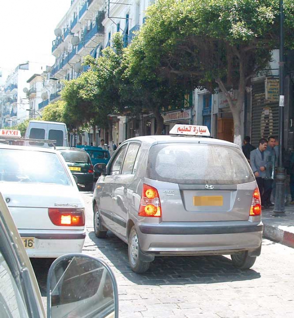 90 بالمائة من مدارس تعليم السياقة غير مطابقة