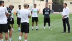 زطشي يحمّس لاعبي الخضر 