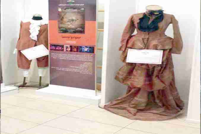 استعراض مسيرة حافلة وتواصل مع الجمهور