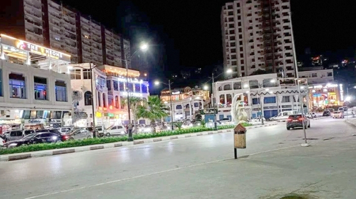 مدينة عنابة تسترجع نشاطها التجاري