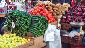 تخوف من عودة الغلق والإشاعة تلهب الأسعار