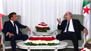 رئيس الجمهورية السيد عبد المجيد تبون-رئيس الجمهورية الفرنسية السيد ايمانويل ماكرون