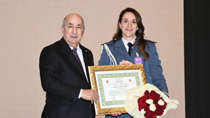 الجزائر دولة مواطنة حقّة نبنيها بكنّ ومعكنّ