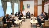 الوزير الأول، السيد سيفي غريب، أمس - وزير الطاقة والكهرباء والموارد المعدنية، إقبال حسن محمود
