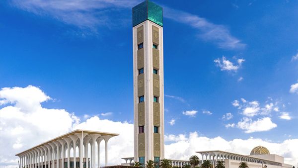 فتح "جامع الجزائر" لأداء الصلوات باستثناء العشاء والتراويح