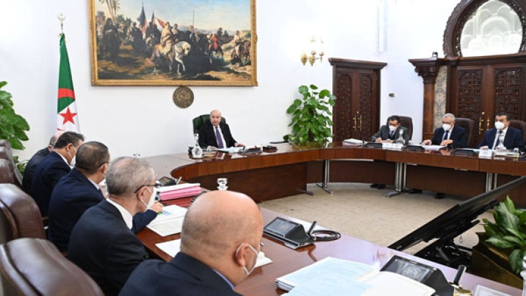 أجهزة إنذار لمراقبة الأسعار وتموين الأسواق بالمواد الأساسية