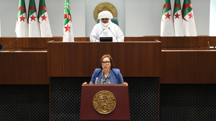 توجيه التخصصات في التكوين وفق الطابع الاقتصادي لكل منطقة