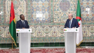 رئيس الجمهورية، السيد عبد المجيد تبون-رئيس جمهورية غينيا بيساو، السيد عومارو سيسوكو أومبالو