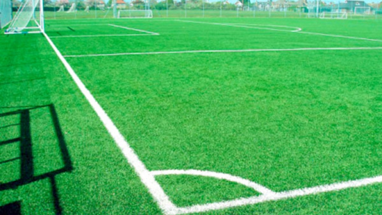 الوالي يتعهد باستلام ملعب 50 ألف مكان في الوقت المحدد