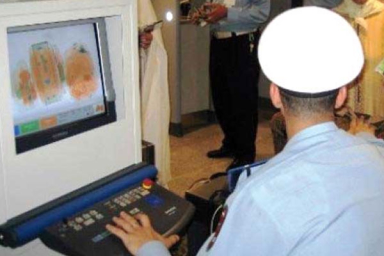 أجهزة متطورة لكشف التزوير في الوثائق البيومترية
