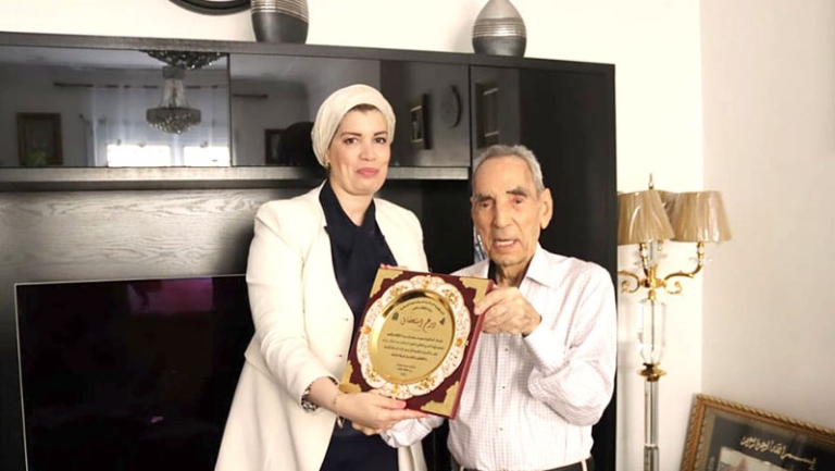 مولوجي تزور الدكتور مرتاض