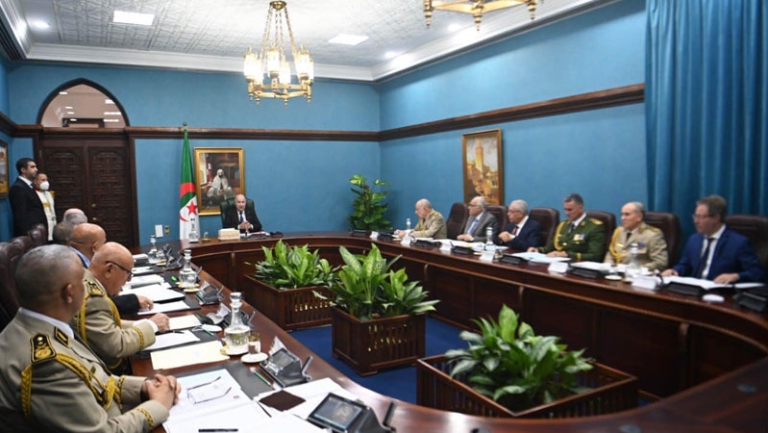 دراسة الوضع العام في البلاد