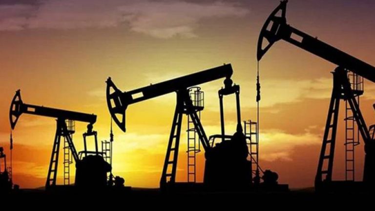 انتعاش أسعار النفط إلى ما فوق 60 دولارا في 2021