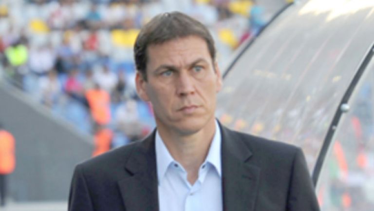 "بن العمري لاعب محارب”