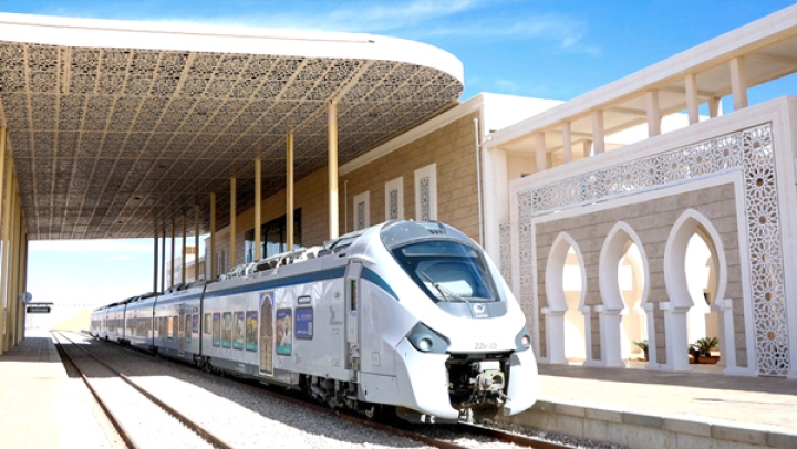 وتيرة متزايدة في حركة المسافرين وشحن البضائع