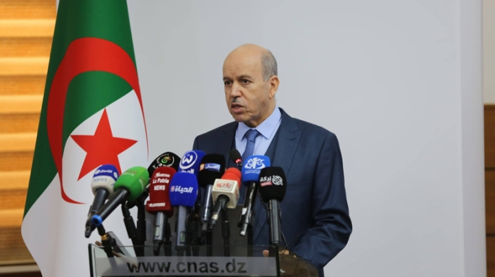 الشفافية وعصرنة الخدمة العمومية التزام لا رجعة فيه