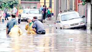 الوالي يأمر بالتحقيق في المشاريع المنجزة